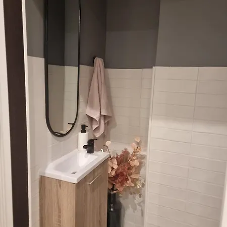 Lcf - 2 Bedroom With Private Bbq Garden Διαμέρισμα *